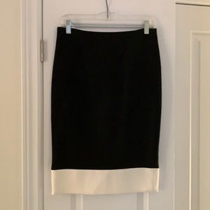 Judith & Charles Black/White Pencil Skirt - Size 4